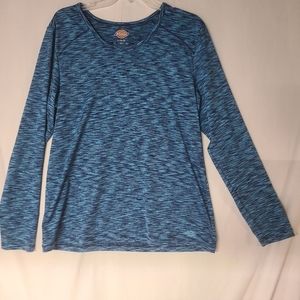 Like new. Dickies Large Long Sleeve Activewear Top